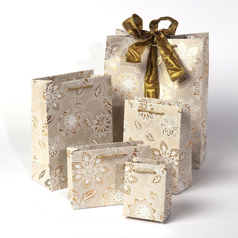 Beige Dahlia Gift bags